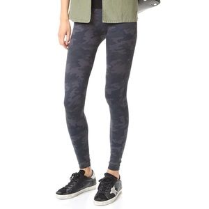 NWOT SPANX Camo Seamless Legging